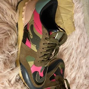 Pre owned Valentino camo-print trainer